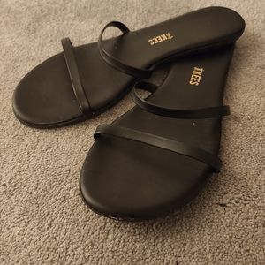 Tkees Gemma sandals